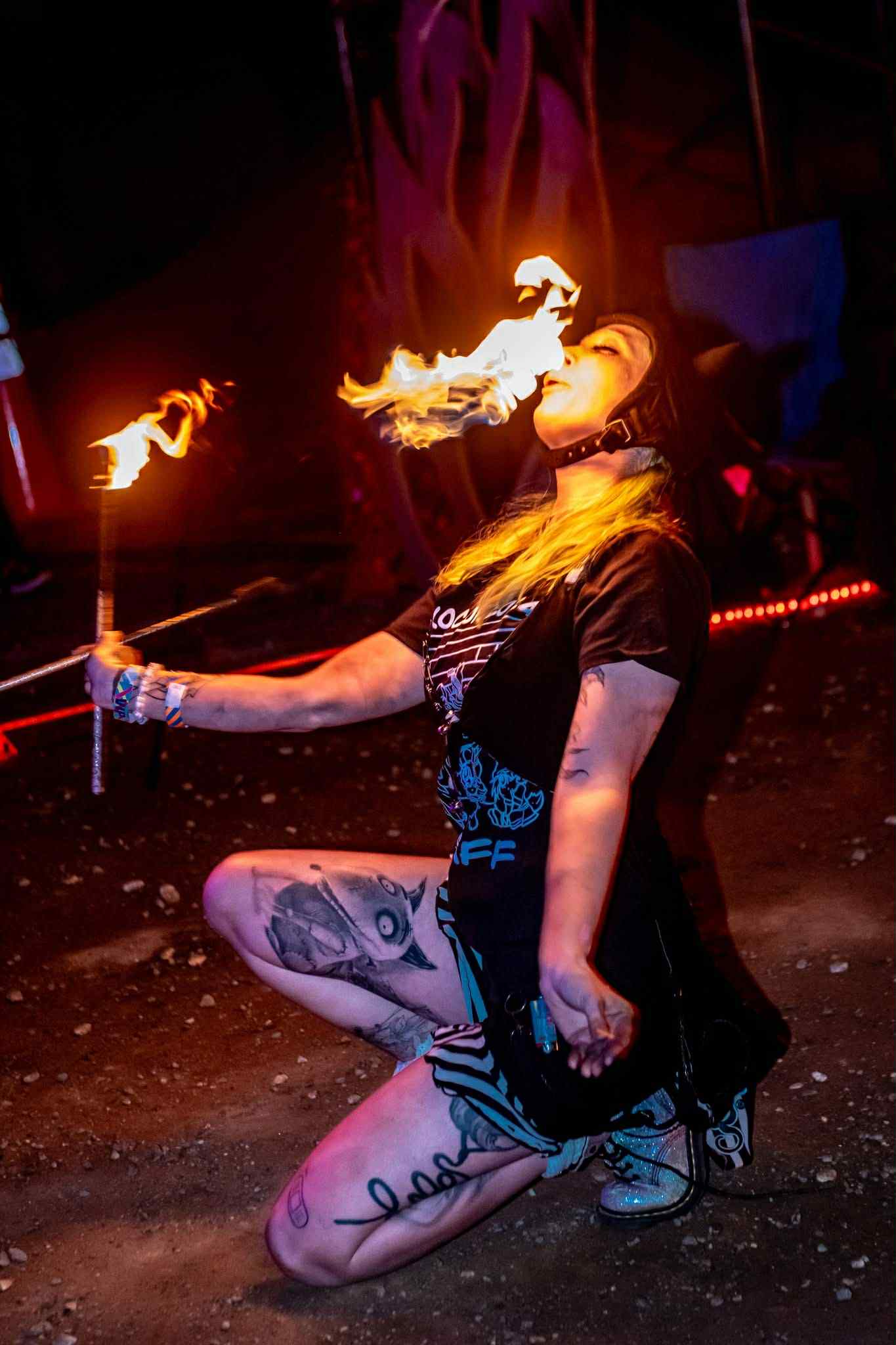 Whimsy Entertainment Virginia Beach kids party entertainer and circus clown juggling, joking and interacting with children at a colorful birthday party with balloon twisting, bubbles and family-friendly games across Virginia.