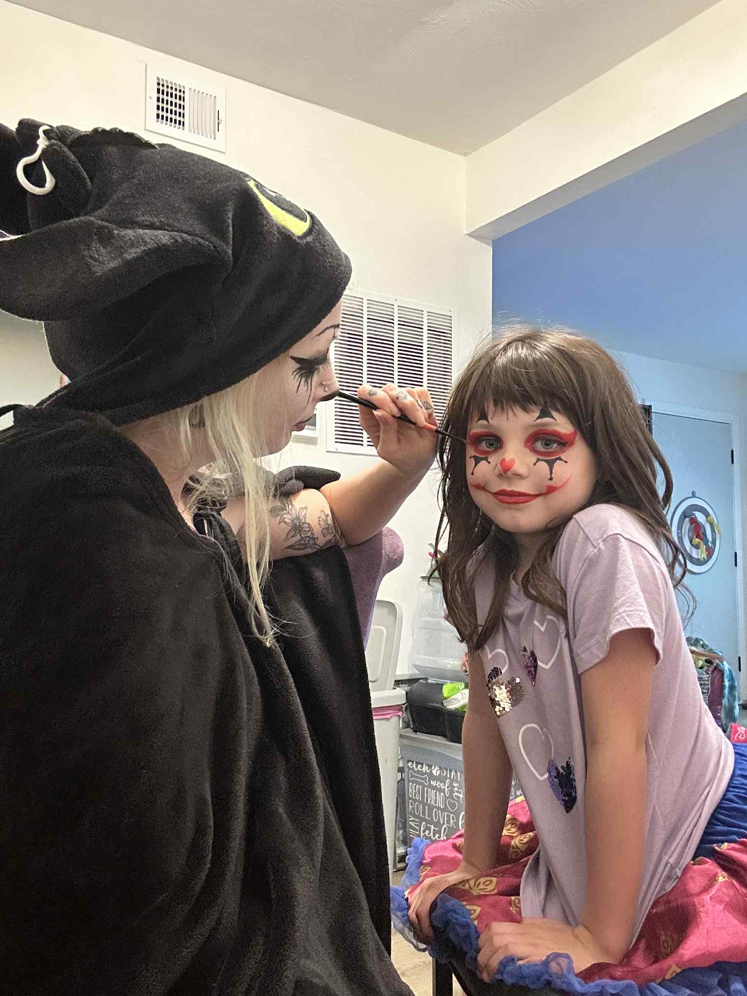 Whimsy Entertainment providing professional party entertainment in Virginia with face painting, glitter, balloon twisting, juggling and circus clown characters for birthday parties, school events and community festivals.